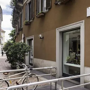 Osti 3 Beautifully Furnished Appartamento